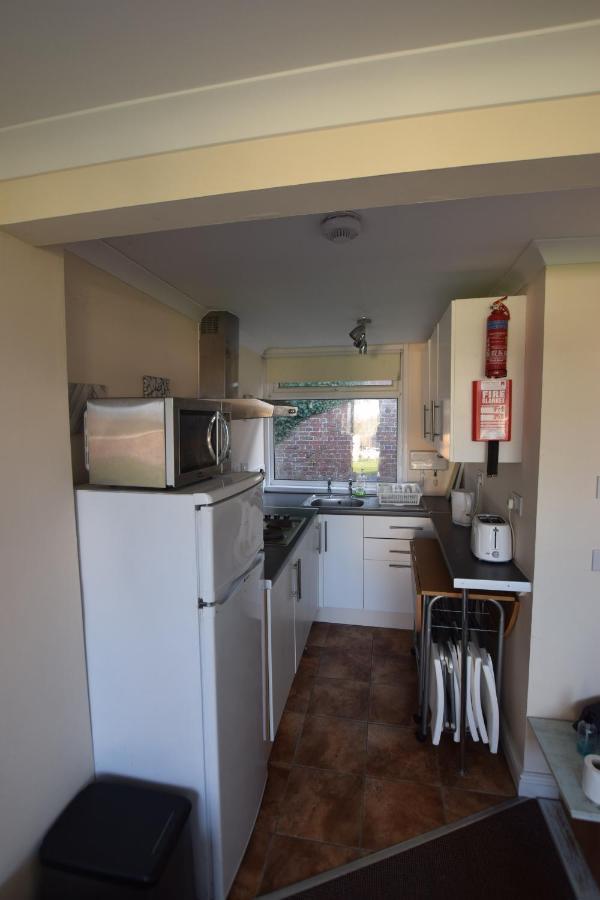 Chalet 87 Sandown Bay Holiday Centre Generous Money Off Ferry Crossing & Special Offer Until End Of June, September And Halloween Deals Now On מראה חיצוני תמונה